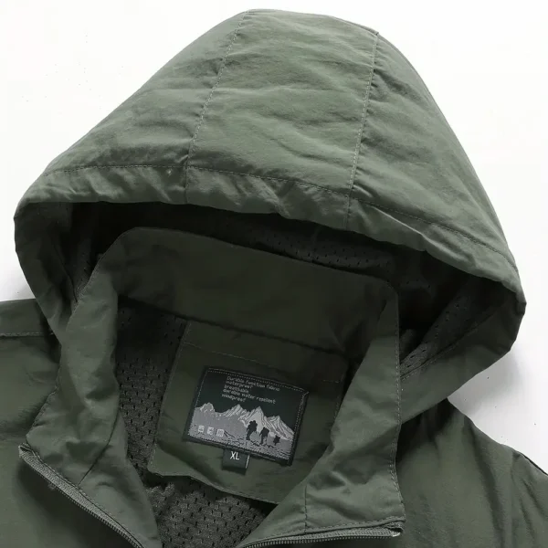 Titleist Exclusive Logo Waterproof Outdoor Jacket QTGF210525A2TL - Army Green - Image 4
